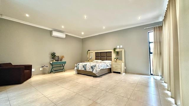 5 Bedroom Property for Sale in Waterkloof A H Gauteng