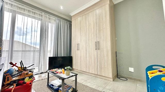 5 Bedroom Property for Sale in Waterkloof A H Gauteng