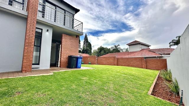 5 Bedroom Property for Sale in Waterkloof A H Gauteng