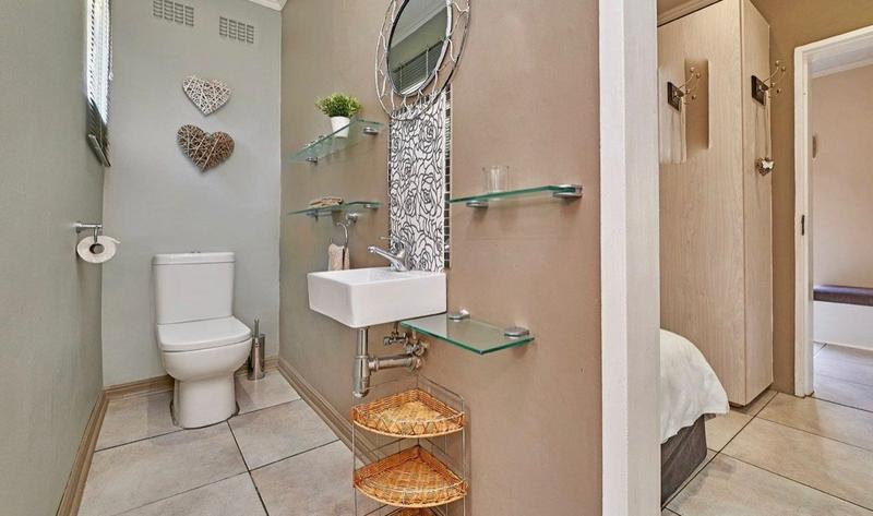 To Let 1 Bedroom Property for Rent in Darrenwood Gauteng