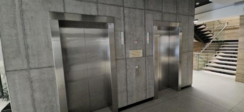 To Let commercial Property for Rent in Vorna Valley Gauteng