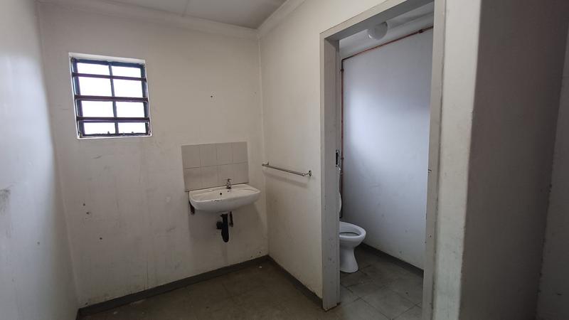 To Let commercial Property for Rent in Hennopspark Gauteng