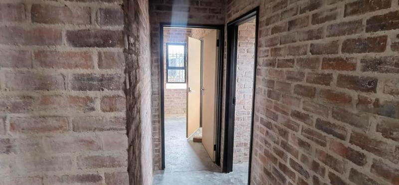 0 Bedroom Property for Sale in N4 Gateway Industrial Park Gauteng