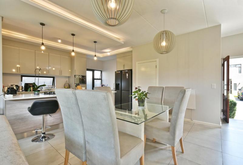 3 Bedroom Property for Sale in Ferndale Gauteng