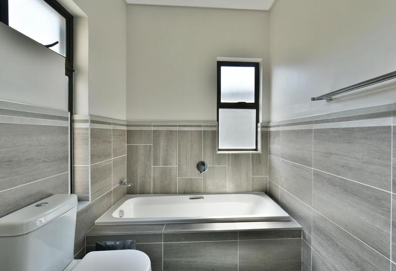 3 Bedroom Property for Sale in Ferndale Gauteng