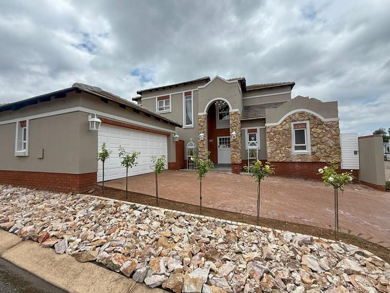 4 Bedroom Property for Sale in Midstream Estate Gauteng