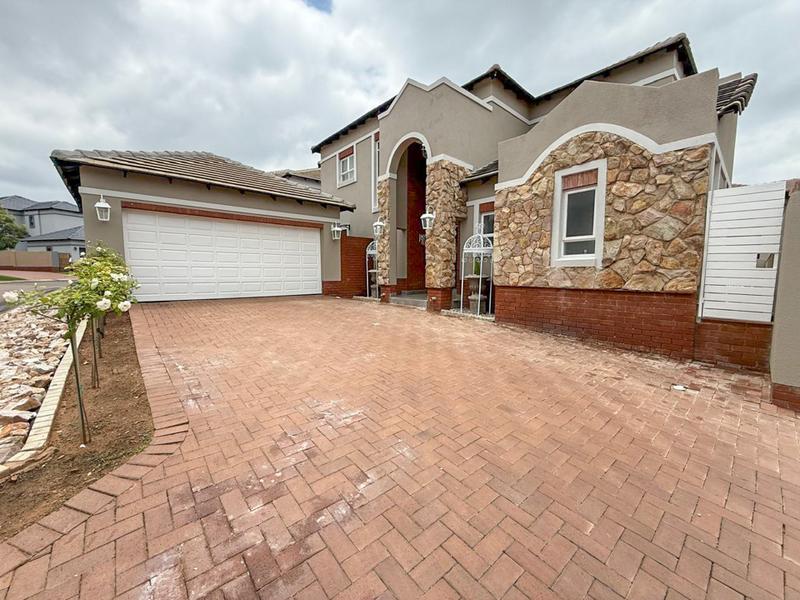 4 Bedroom Property for Sale in Midstream Estate Gauteng