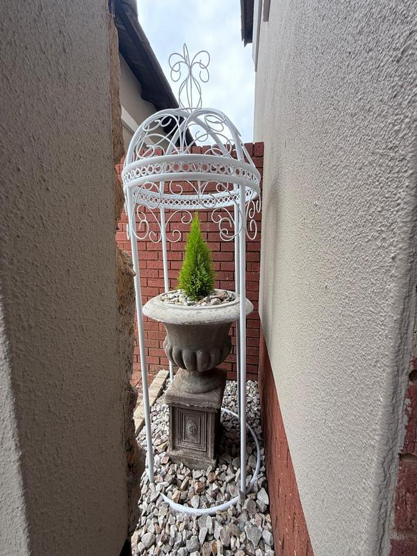 4 Bedroom Property for Sale in Midstream Estate Gauteng