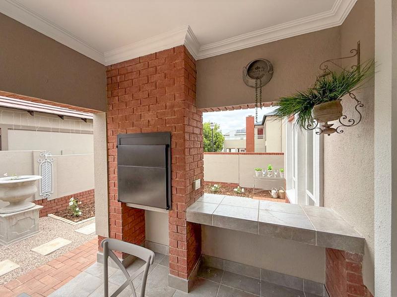 4 Bedroom Property for Sale in Midstream Estate Gauteng