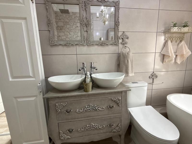 4 Bedroom Property for Sale in Midstream Estate Gauteng