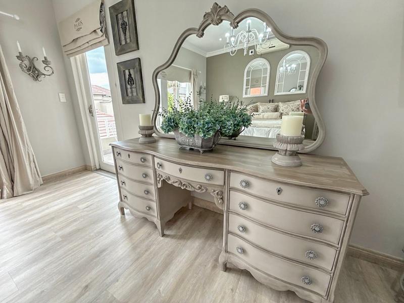 4 Bedroom Property for Sale in Midstream Estate Gauteng