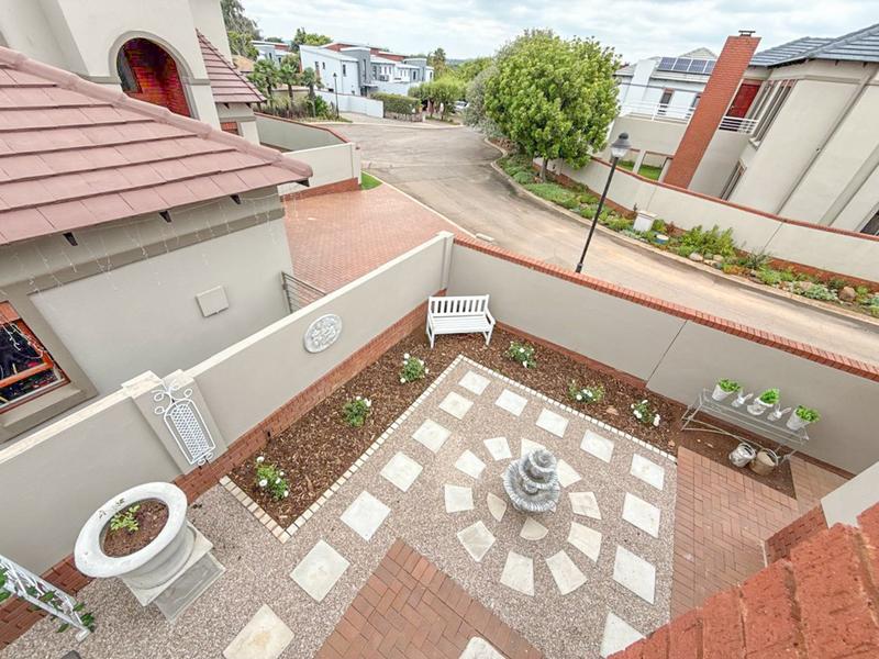 4 Bedroom Property for Sale in Midstream Estate Gauteng