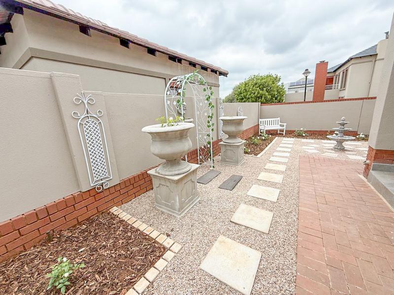 4 Bedroom Property for Sale in Midstream Estate Gauteng