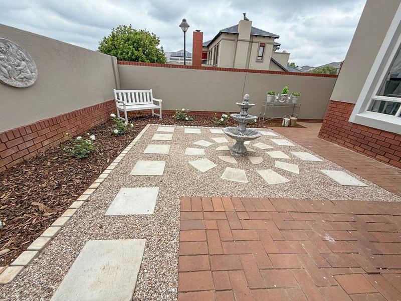 4 Bedroom Property for Sale in Midstream Estate Gauteng