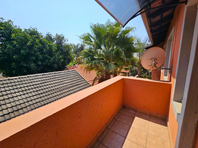 To Let 3 Bedroom Property for Rent in Glen Marais Gauteng