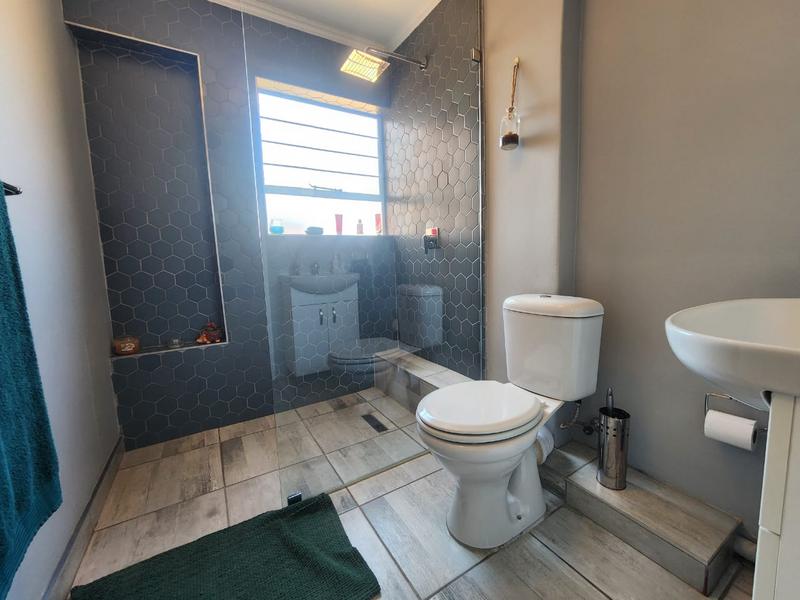 3 Bedroom Property for Sale in Glenvista Gauteng