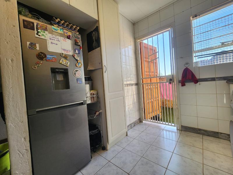 3 Bedroom Property for Sale in Glenvista Gauteng