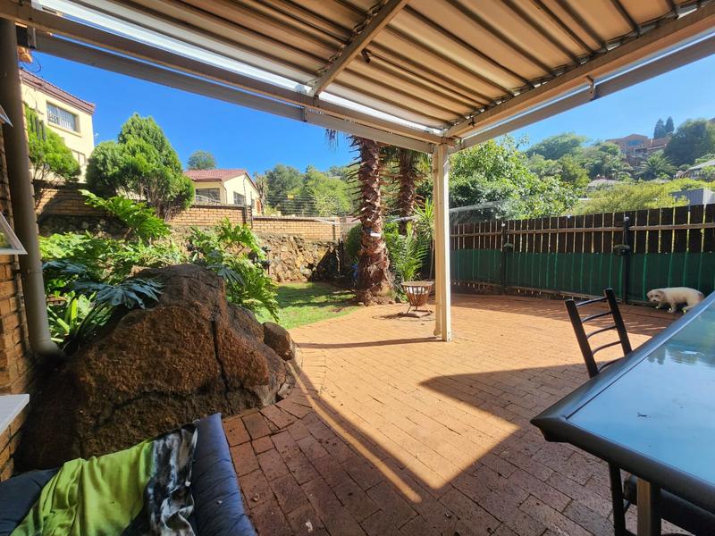 3 Bedroom Property for Sale in Glenvista Gauteng