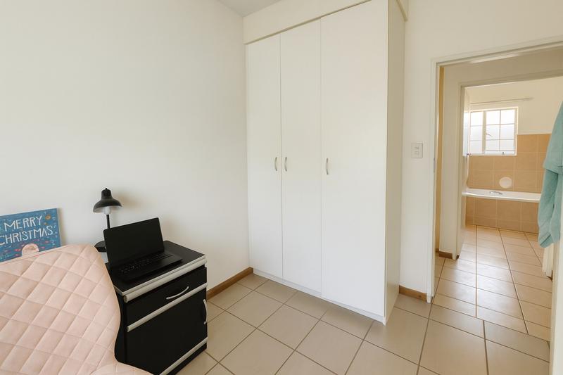 2 Bedroom Property for Sale in Valhalla Gauteng