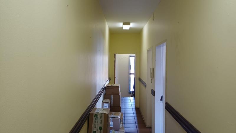 To Let commercial Property for Rent in Rooihuiskraal Gauteng
