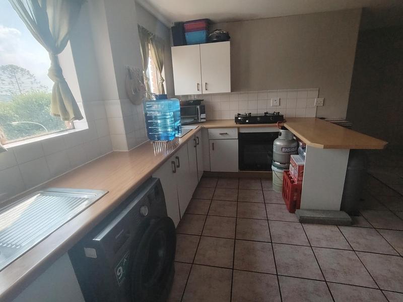 3 Bedroom Property for Sale in Die Hoewes Gauteng