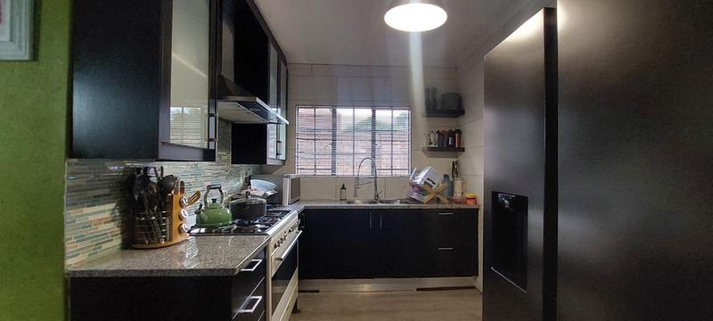 3 Bedroom Property for Sale in Theresa Park Gauteng