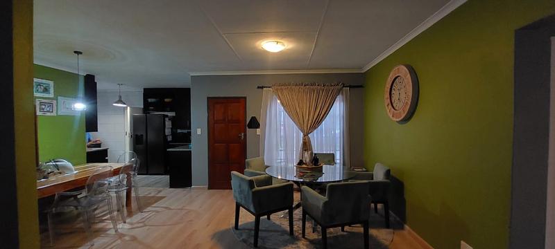 3 Bedroom Property for Sale in Theresa Park Gauteng