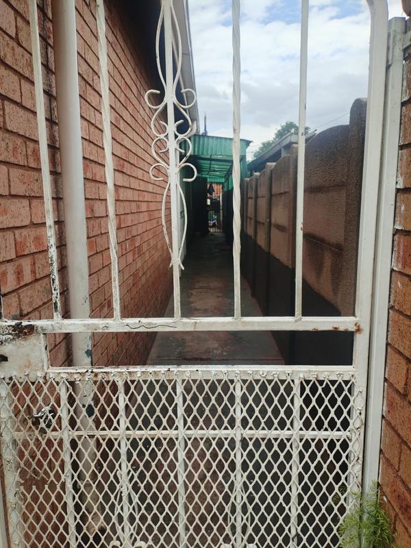 3 Bedroom Property for Sale in Eldorado Park Gauteng