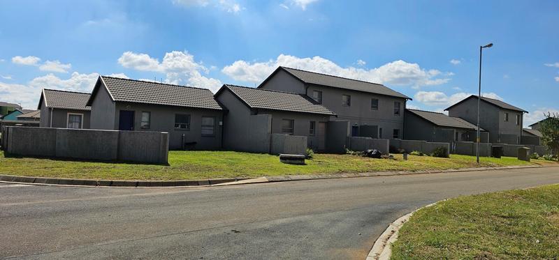2 Bedroom Property for Sale in Selcourt Gauteng
