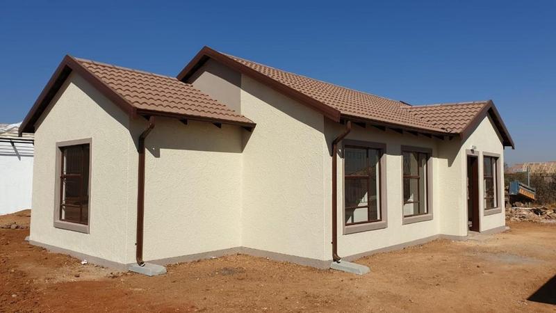 2 Bedroom Property for Sale in Selcourt Gauteng