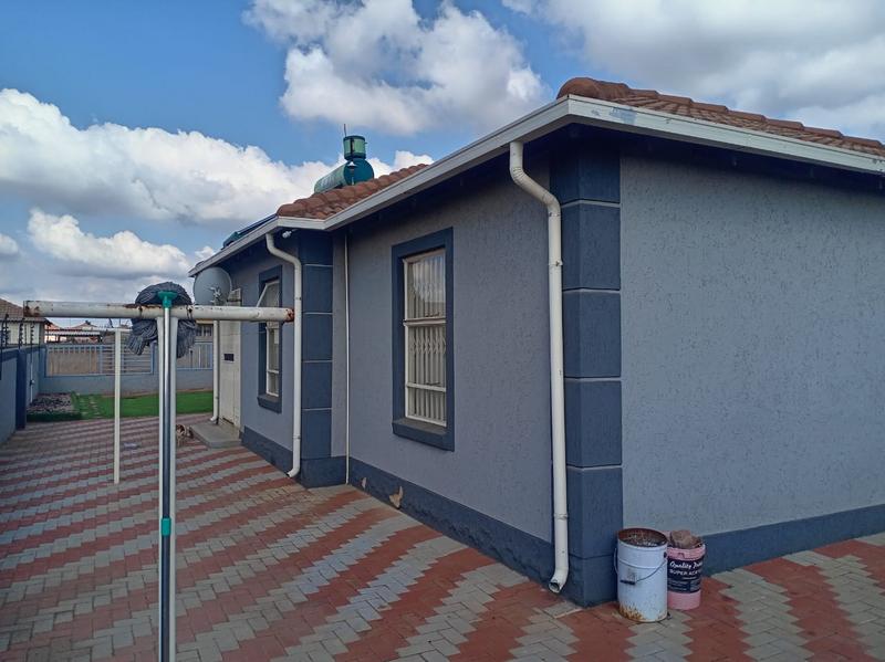 3 Bedroom Property for Sale in The Orchards Gauteng