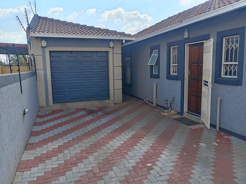 3 Bedroom Property for Sale in The Orchards Gauteng