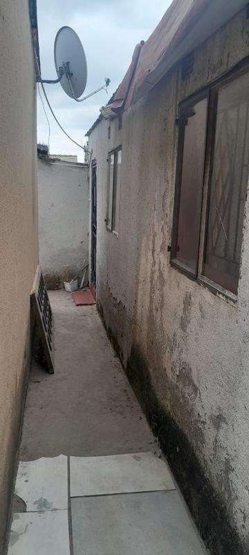 2 Bedroom Property for Sale in Olievenhoutbosch Gauteng