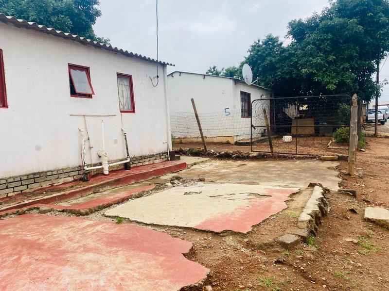 2 Bedroom Property for Sale in Kaalfontein Gauteng