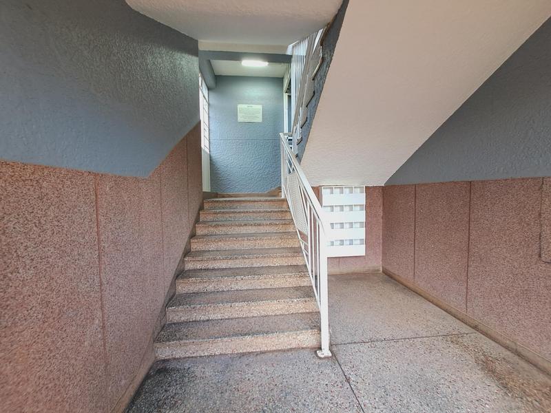 To Let 1 Bedroom Property for Rent in Sunnyridge Gauteng