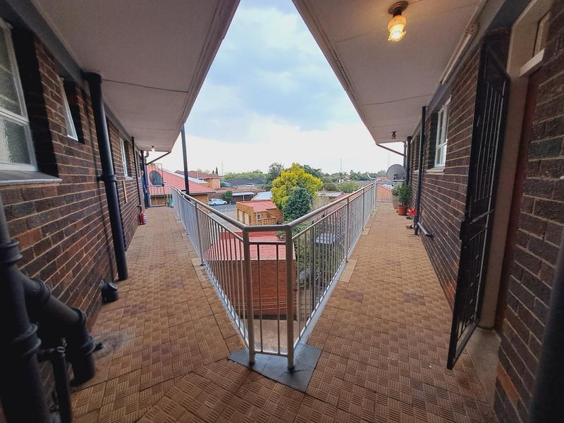 To Let 1 Bedroom Property for Rent in Sunnyridge Gauteng