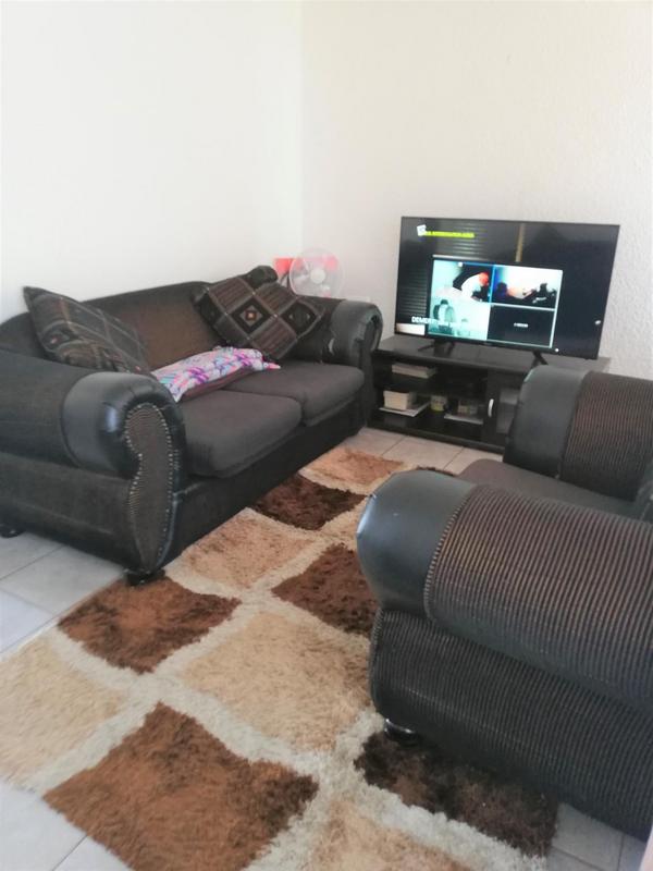 To Let 1 Bedroom Property for Rent in Sunnyridge Gauteng