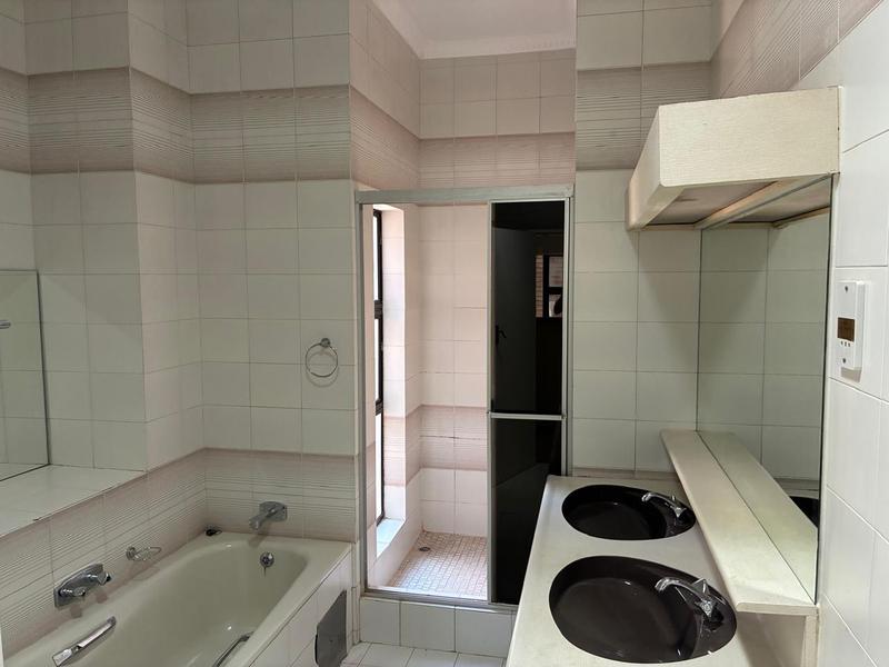 To Let 3 Bedroom Property for Rent in Waterkloof A H Gauteng