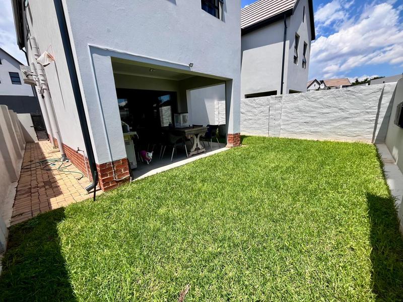 To Let 3 Bedroom Property for Rent in Olympus AH Gauteng