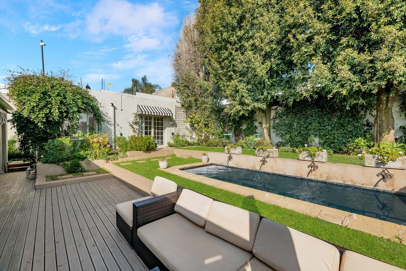 2 Bedroom Property for Sale in Parkhurst Gauteng