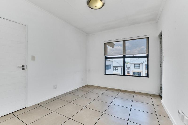 To Let 1 Bedroom Property for Rent in Olivedale Gauteng