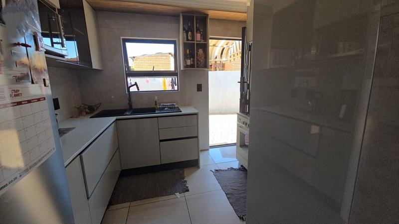 3 Bedroom Property for Sale in Clarina Gauteng
