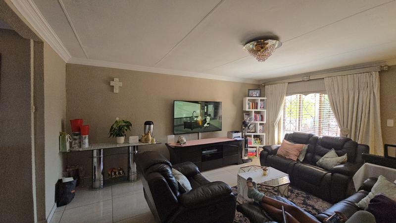 3 Bedroom Property for Sale in Clarina Gauteng
