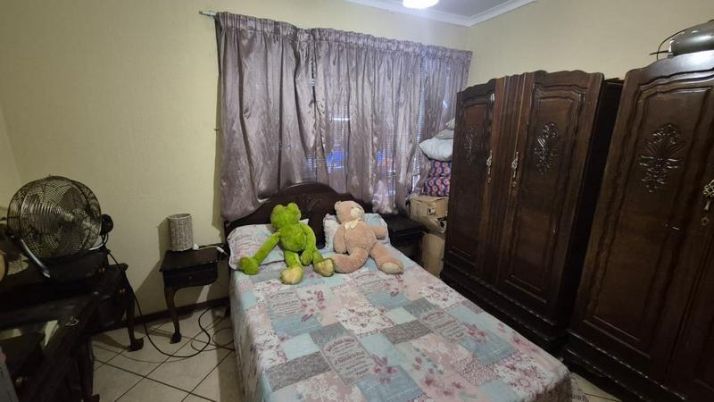 5 Bedroom Property for Sale in Karenpark Gauteng