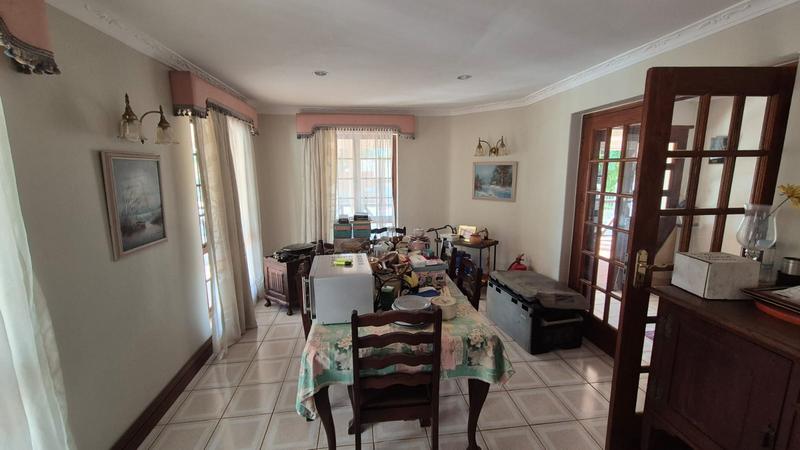 5 Bedroom Property for Sale in Ninapark Gauteng