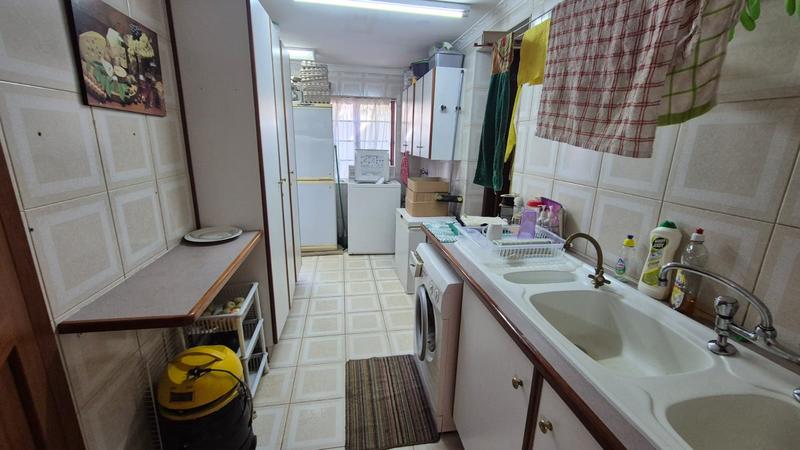 5 Bedroom Property for Sale in Ninapark Gauteng