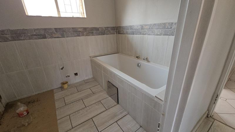 4 Bedroom Property for Sale in The Orchards Gauteng