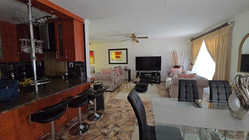 3 Bedroom Property for Sale in Theresa Park Gauteng