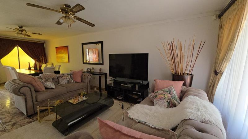 3 Bedroom Property for Sale in Theresa Park Gauteng