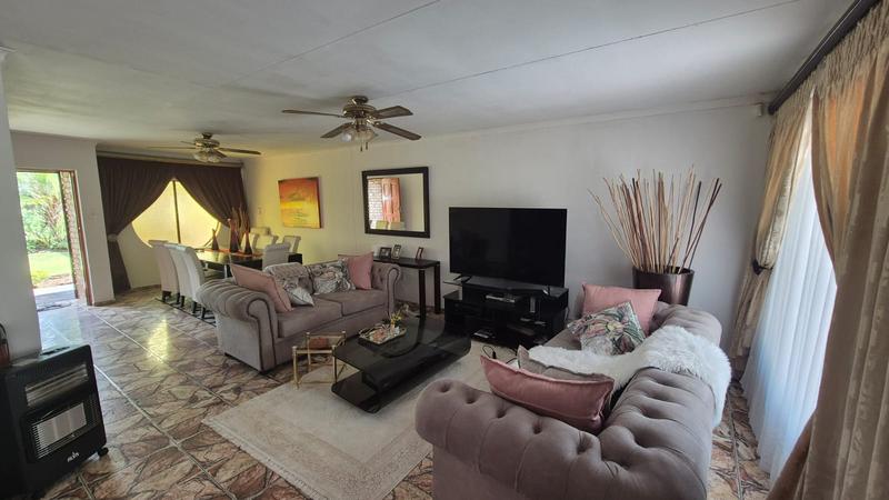 3 Bedroom Property for Sale in Theresa Park Gauteng